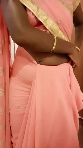 Desi Tamil Wife Renu’s Big Ass & Pussy Teased in Saree Post-hotel - Cuck Films! Indianhotwifex