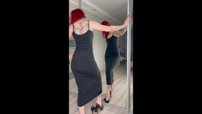 Naughty Redhead rubs her boobs with oil and shakes her ass for you