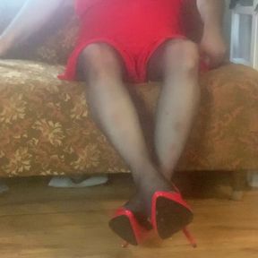 crossdresser playing in nylons