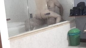 nueva puta blanca culona es follada en la banera de un hotel por un extrano de la universidad full xvideo - semen en el culo - yulisahot - andy z 94