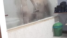 nueva puta blanca culona es follada en la banera de un hotel por un extrano de la universidad full xvideo - semen en el culo - yulisahot - andy z 94