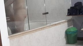 nueva puta blanca culona es follada en la banera de un hotel por un extrano de la universidad full xvideo - semen en el culo - yulisahot - andy z 94