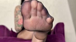 Black Pantyhose on, hosed feet with long toes and soles
