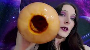 Big dick beauty fucks a squishy squash