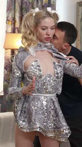 Skinny Flexi Girl Fucked Like a Real Doll