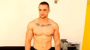 Bareback Bliss: Buff Stud Rides Hard Takes It All – GayPornX