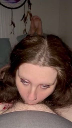 WIFE MAKES ME CUM DEEP IN HER THROAT 😻💦💦