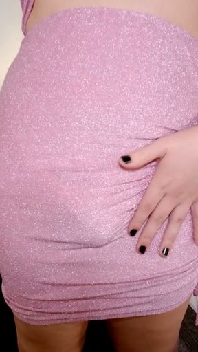 GROOBYGIRLS - ENJOY ROXANNE WITH HER NEW TOY, HARD COCK   Clip 1