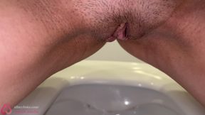 Pissing Collection! Various panties, dirty pads! Watch how I wipe my pussy with toilet paper!