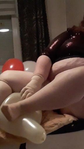 Balloon Fetish with SSBBW