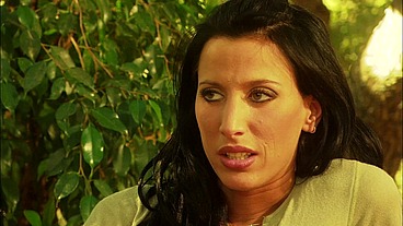 Lezley Zen Outdoor Facial Cumshot from Cheyne Collins