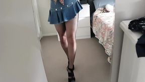 dany in nylon cums on mirror