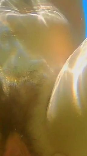 Sexy MILF Hairy MILF Underwater Fucked in the Sea