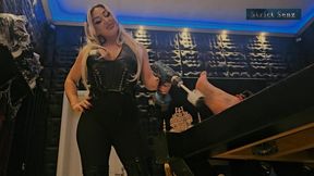 Sheela Sinner Hard Tickling Long Nails Oiled Body Screwdriver Metal Claw Strict Bondage on the Rack Full Version