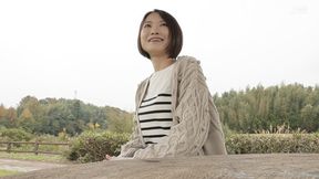 Nature-Beauty Chika Uehara Seduces in the Countryside