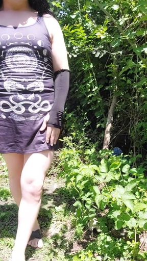 CUMSHOT IN THE GARDEN BIG COCK HOT BIG LOAD OF CUM SEXY MODEL LADYBOY IN OUTDOORS WHEN MY FRIEND WATCHES ME   Clip 1