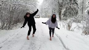 Flip flops in snow, girls on ice, girls walking on snow, snow feet, sliding high heels, high heels stuck on ice