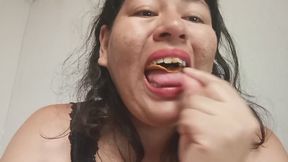Eating chips in ASMR - Crunching chips