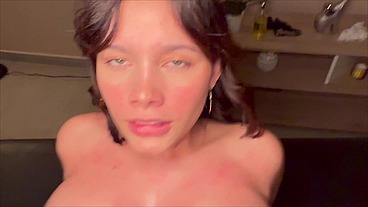 The masseur penetrates me to give me a special massage with a happy ending