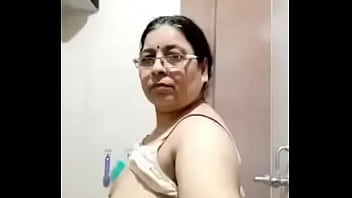 Desi mother Full nude what&#039_s app  918987968530