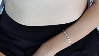 Celebridad latina amateur de 18 años recibe una desagradable corrida anal en casa