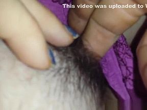 Fat whore with big tits gets her hairy cunt fingered