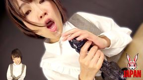 Long tongue, thick spit: Ameri HOSHI orders you to watch.