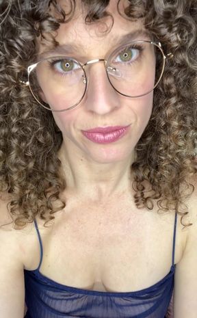 Stepmommy JOI! I Need You.. I Need You to Lick My Feet, Toes and Soles While I Cum! Its Been Too Long.. Fuck It!