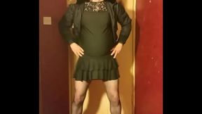 bisexual crossdressing sissy wants to know how he looks as he gets ready to go out in public