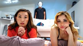 Tiny step sister & BESTFRIEND halloween party watching scary movies