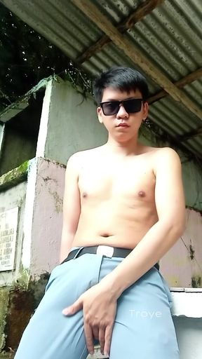 Handsome Pinoy Masturbates at Cemetery - Pinoy Jakol sa Sementeryo