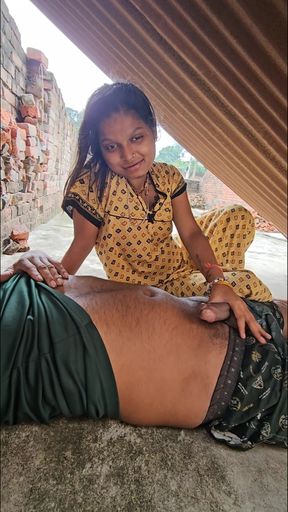 Indian New Desi Hot Village Girl Sex in Home