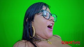 i gave the weather girl a massage, but the excitement increased in the area of ​​my cock and there was some dick sucking for the naughty girl! - amanda souza and tony tigrao