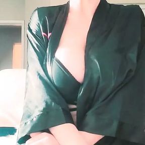 Mistress Coralyn Jewel needs you to be a good submissive sub