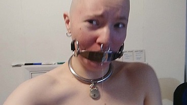 The new gag in action