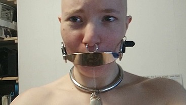 The new gag in action