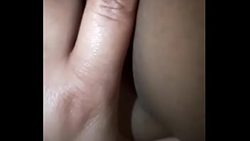 Pequena por fora