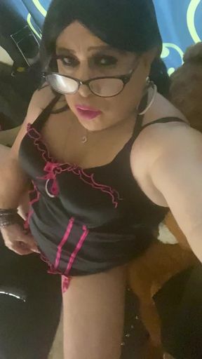 Krissy Sweetzz crossdresser strokes her she cock