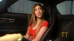 Gold Digging Ig Model Cheats On Her Fiance With Random Dude In A Nice Car!