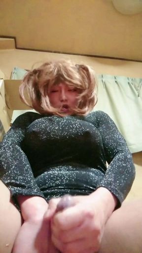 crossdresser Mai masturbation