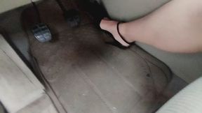 The Cameraman Makes Sienna to Cum Before to Work. (Custom Clip)