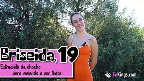 Briseida Myers enjoys outdoor sex with spectators!