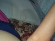 La encontré acostada desnuda mira como le folle