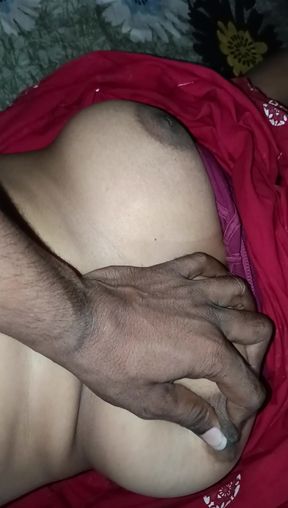 Desi girl ki thukai in silent