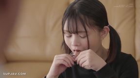 Guy Cums In Tiny Teen Yura Tsumugi's Mouth - Petite