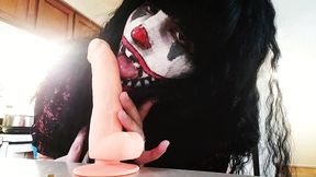 creepy klown cosplay