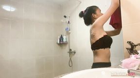 ”Beautiful Slender Teen Impregnate By Horny Boss”