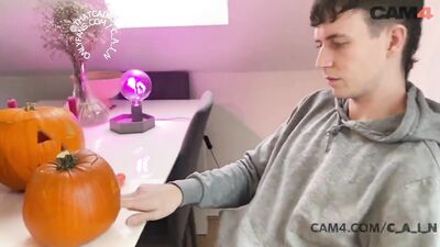 Twink Face Fucks a Pumpkin | CAM4 Male