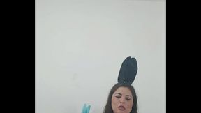 No sof&aacute_ com safado comendo eu e amiga