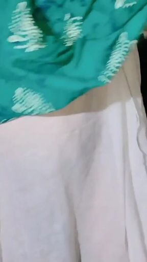 Key moment from &quot;Indian Bhabhi Ko Nahane ke Bad Chudai Kiya Randi&quot;